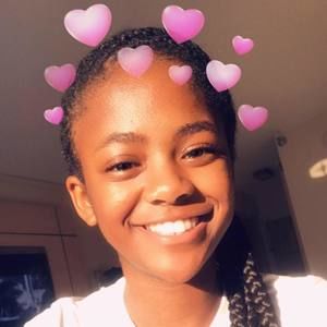 Meet your Posher, Sasha